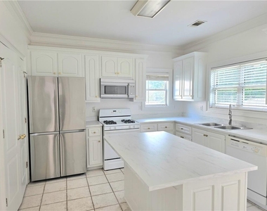 3385 Wellbrook Drive - Photo Thumbnail 5