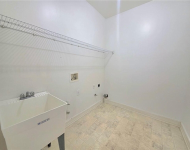 3385 Wellbrook Drive - Photo Thumbnail 15