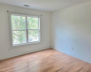 3385 Wellbrook Drive - Photo Thumbnail 9