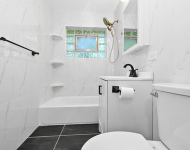 11015 S Lloyd Drive - Photo Thumbnail 14