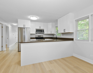 11015 S Lloyd Drive - Photo Thumbnail 7