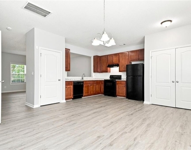 8643 Thomas Lane - Photo Thumbnail 1