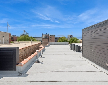 3641 N Wilton Avenue - Photo Thumbnail 5