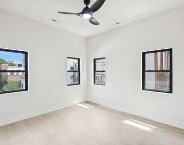 3641 N Wilton Avenue - Photo Thumbnail 2
