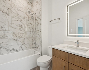 3641 N Wilton Avenue - Photo Thumbnail 5