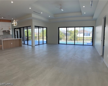 9202 Migue Circle - Photo Thumbnail 2