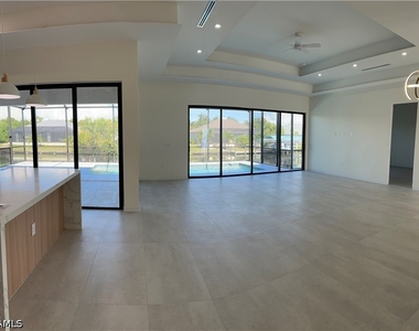 9202 Migue Circle - Photo Thumbnail 3