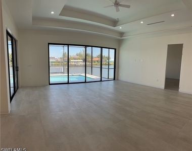 15548 Ruston Circle - Photo Thumbnail 5