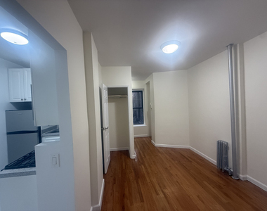 516 East 80th Street - Photo Thumbnail 1