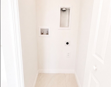 4310 15th Street Sw - Photo Thumbnail 12
