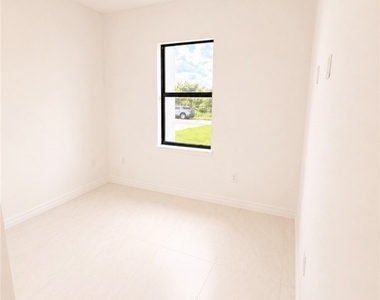 4310 15th Street Sw - Photo Thumbnail 14