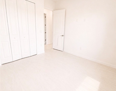4310 15th Street Sw - Photo Thumbnail 17