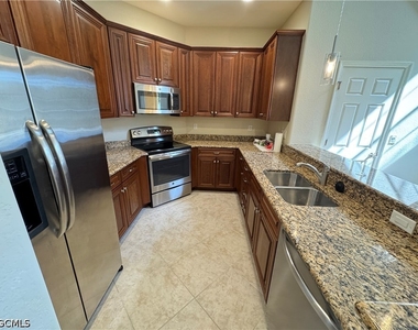11830 Paseo Grande Boulevard - Photo Thumbnail 6