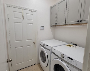 18167 Horizon View Boulevard - Photo Thumbnail 13