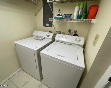 4417 Spanker Court - Photo Thumbnail 21