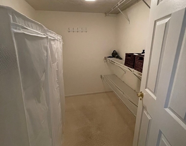 4417 Spanker Court - Photo Thumbnail 16