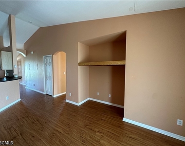 613 Nw 7th Avenue - Photo Thumbnail 9