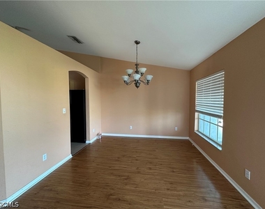 613 Nw 7th Avenue - Photo Thumbnail 4