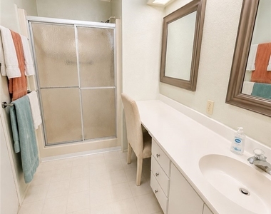 10401 Circle Pine Road - Photo Thumbnail 13