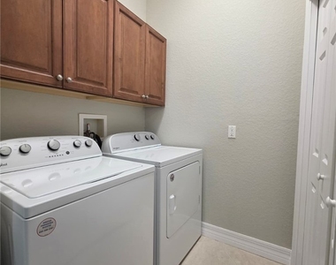 9822 Quinta Artesa Way - Photo Thumbnail 23