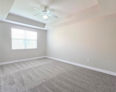 9822 Quinta Artesa Way - Photo Thumbnail 13