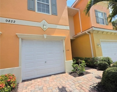 9822 Quinta Artesa Way - Photo Thumbnail 32