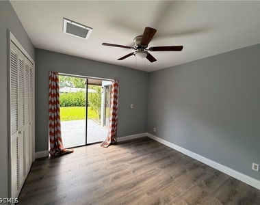 416 Sw 37th Terrace - Photo Thumbnail 20