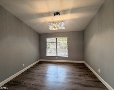416 Sw 37th Terrace - Photo Thumbnail 14