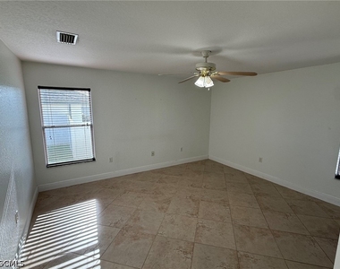 1306 Sw 35th Terrace - Photo Thumbnail 18