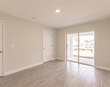 4780 15th Street Sw - Photo Thumbnail 12