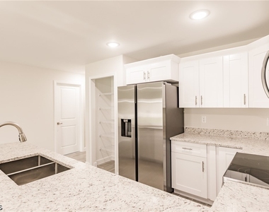 4724 22nd Street Sw - Photo Thumbnail 12