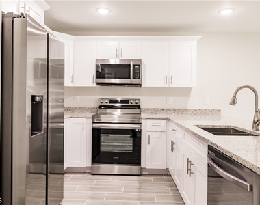 4724 22nd Street Sw - Photo Thumbnail 7