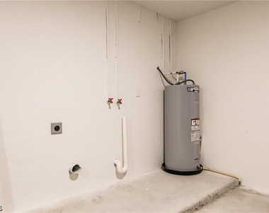 4724 22nd Street Sw - Photo Thumbnail 24