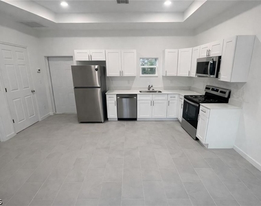 4202 E 30th Street - Photo Thumbnail 1