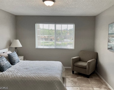 1185 Wildwood Lakes Boulevard - Photo Thumbnail 7