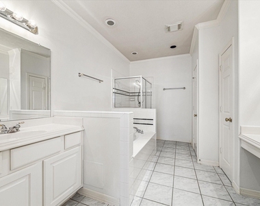 2838 Briarhurst Park - Photo Thumbnail 15