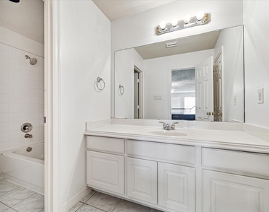 2838 Briarhurst Park - Photo Thumbnail 23