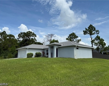 3000 8th Street W - Photo Thumbnail 1