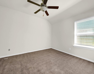 18788 Laurel Hills Drive - Photo Thumbnail 17