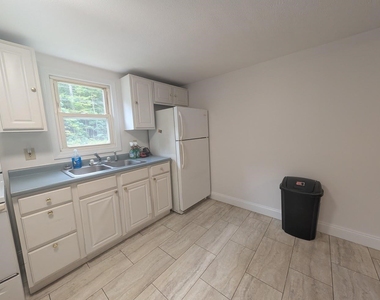 67 Perry - Photo Thumbnail 1