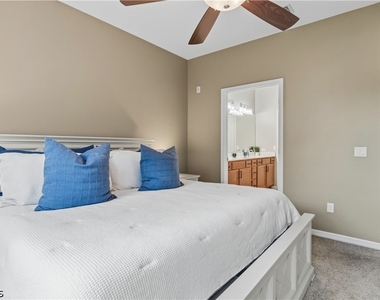 11741 Pasetto Lane - Photo Thumbnail 10