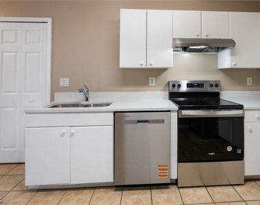 5107 25th Street Sw - Photo Thumbnail 7