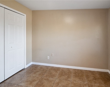 5107 25th Street Sw - Photo Thumbnail 4