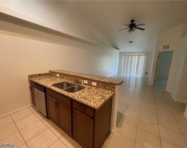705 Nicholas Parkway W - Photo Thumbnail 6