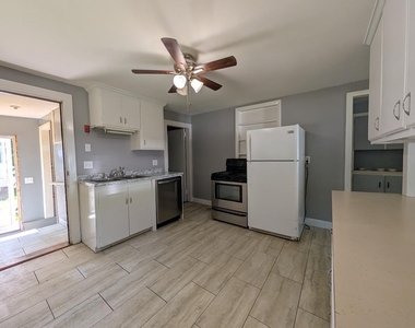 65 Perry - Photo Thumbnail 5