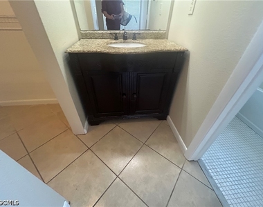 1002 Jolly Road - Photo Thumbnail 16