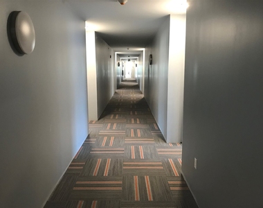 10 East Ridge - Photo Thumbnail 27