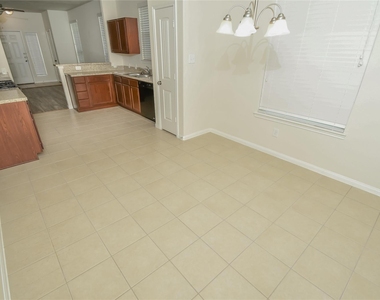 30507 Ginger Trace Drive - Photo Thumbnail 5