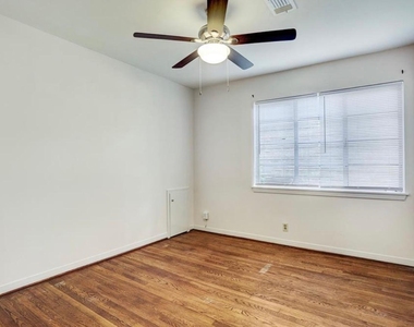 5615 Arboles Drive - Photo Thumbnail 12