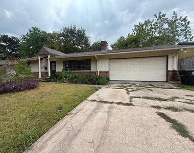 5615 Arboles Drive - Photo Thumbnail 13